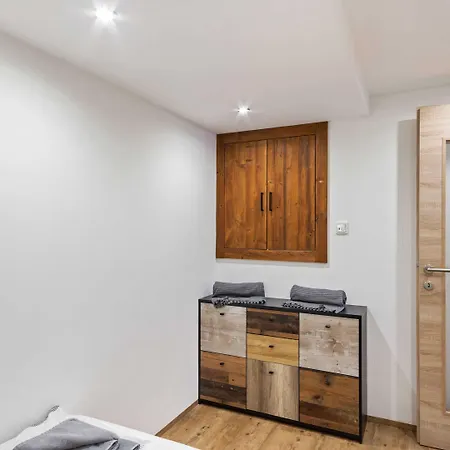 Appartement In Neukirchen Am Gro Venediger